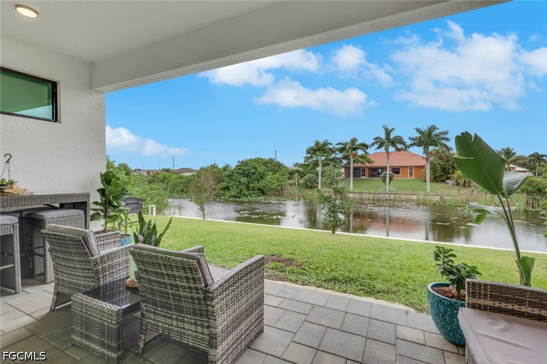 4 Bed Waterfront Home for Sale in Cape Coral, FL, $419,900 — photo 2
