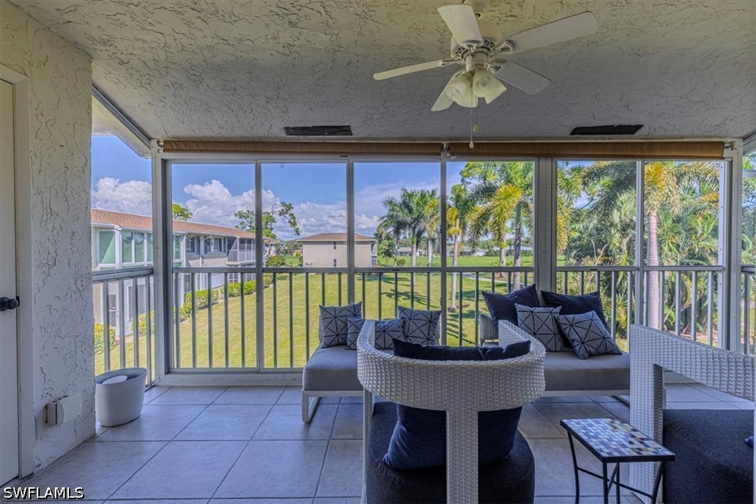 2 Bed Condominium for Sale in Naples, FL, $350,000 — photo 2