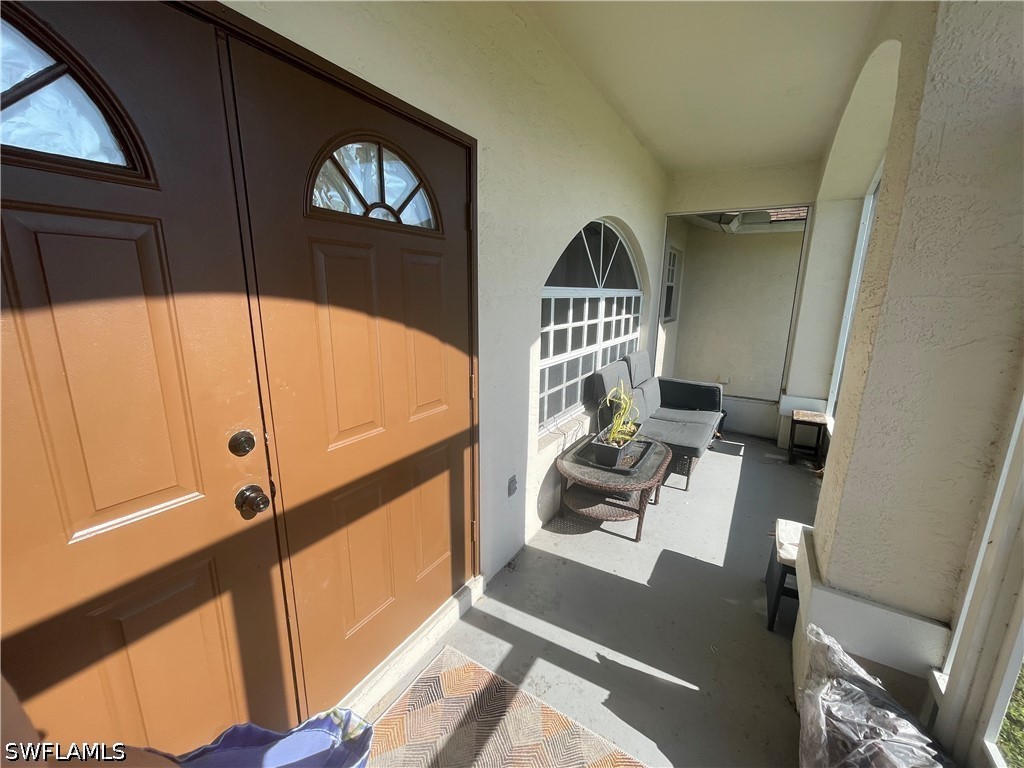 3 Bed SingleFamilyResidence for Sale in Varsity Lakes, FL — photo 2