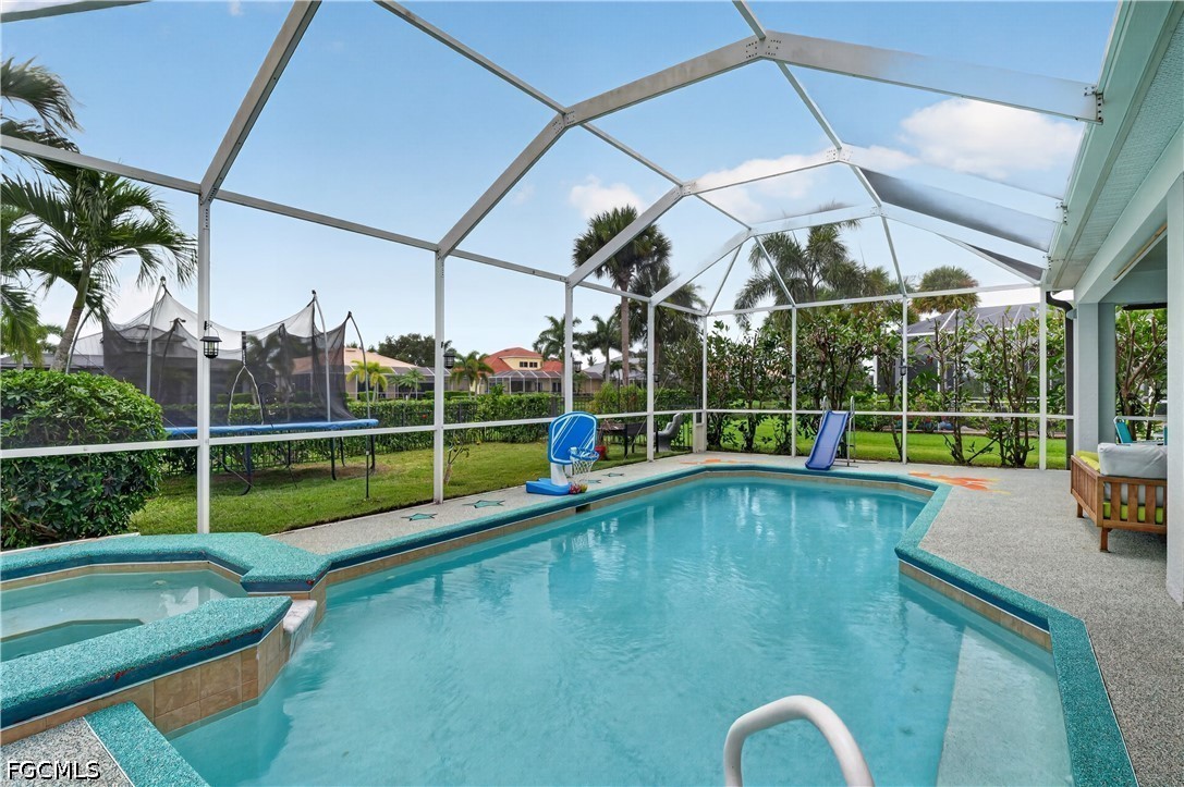 4 Bed Pool Home for Sale in Sandoval, photo 2