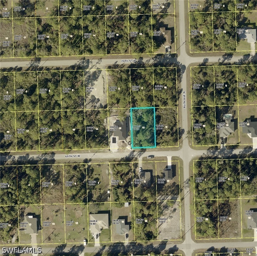 Residential for Sale in Lehigh Acres, photo 2