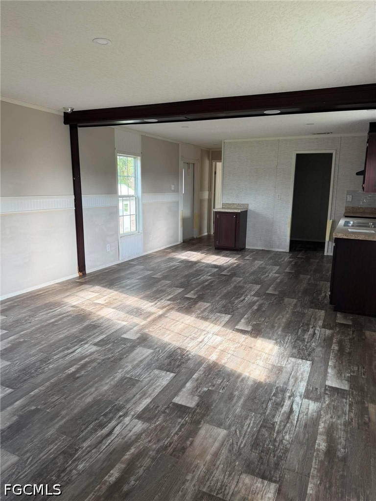 2 Bed ManufacturedHome for Sale in Clewiston, photo 2
