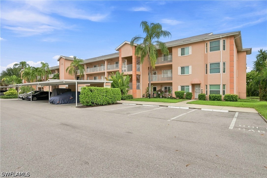 2 Bed Condominium for Sale in Estero, photo 2