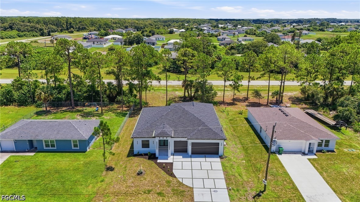 4 Bed SingleFamilyResidence for Sale in Port Labelle, photo 2