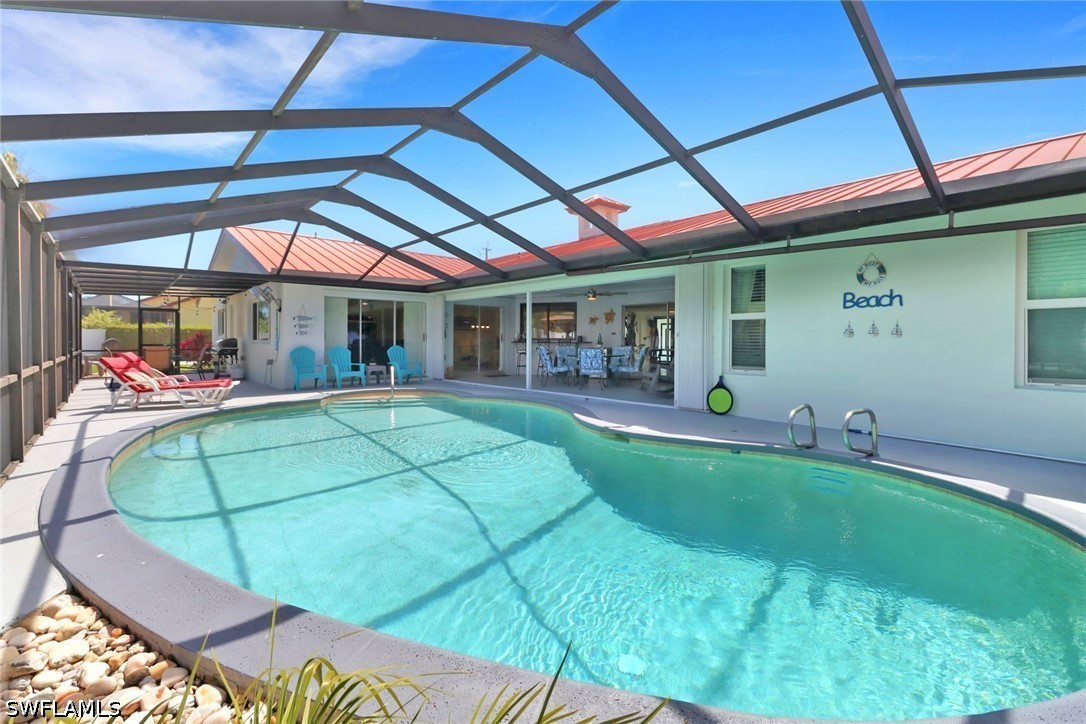3 Bed Pool Home for Sale in Marco Island, photo 2