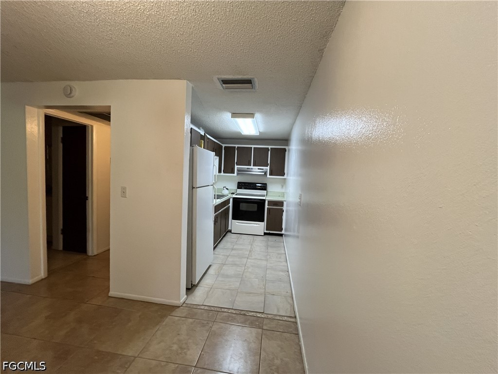 5 Bed Quadruplex for Sale in North Fort Myers, photo 2