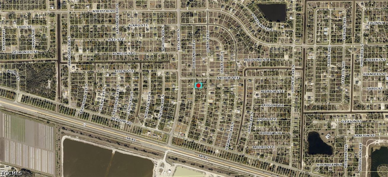Residential for Sale in Lehigh Acres, photo 2