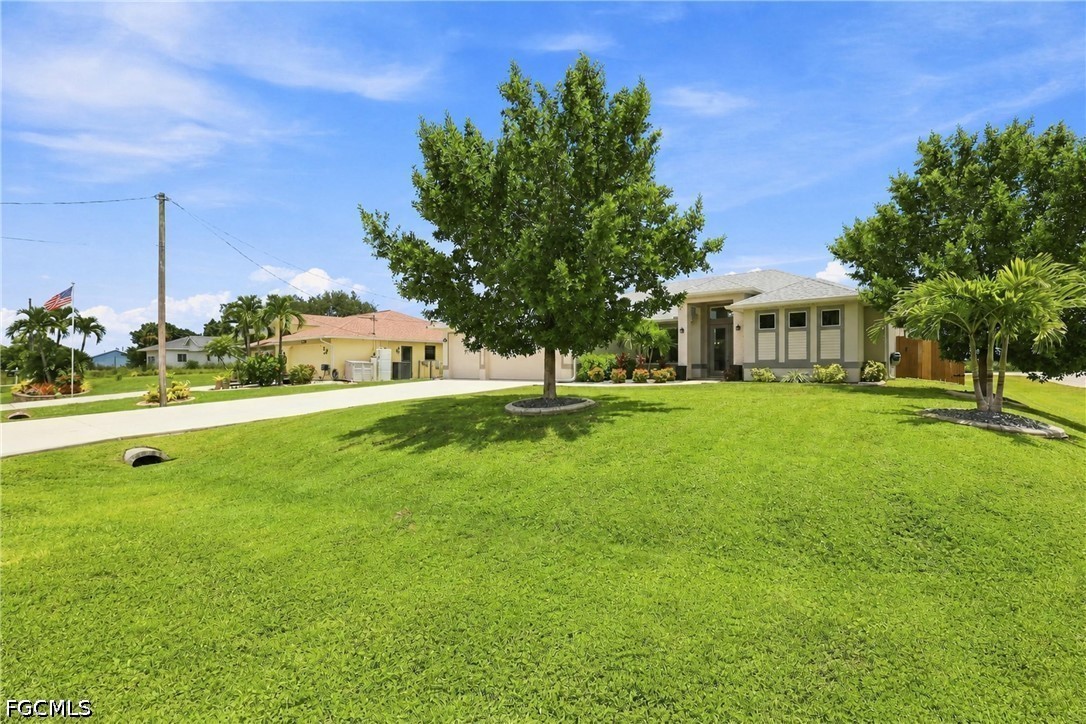 4 Bed Pool Home for Sale in Cape Coral, photo 2