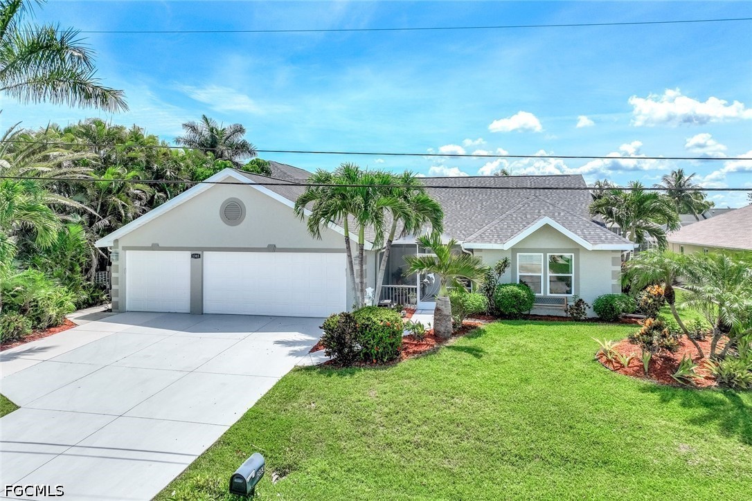 4 Bed Pool Home for Sale in Cape Coral, photo 2