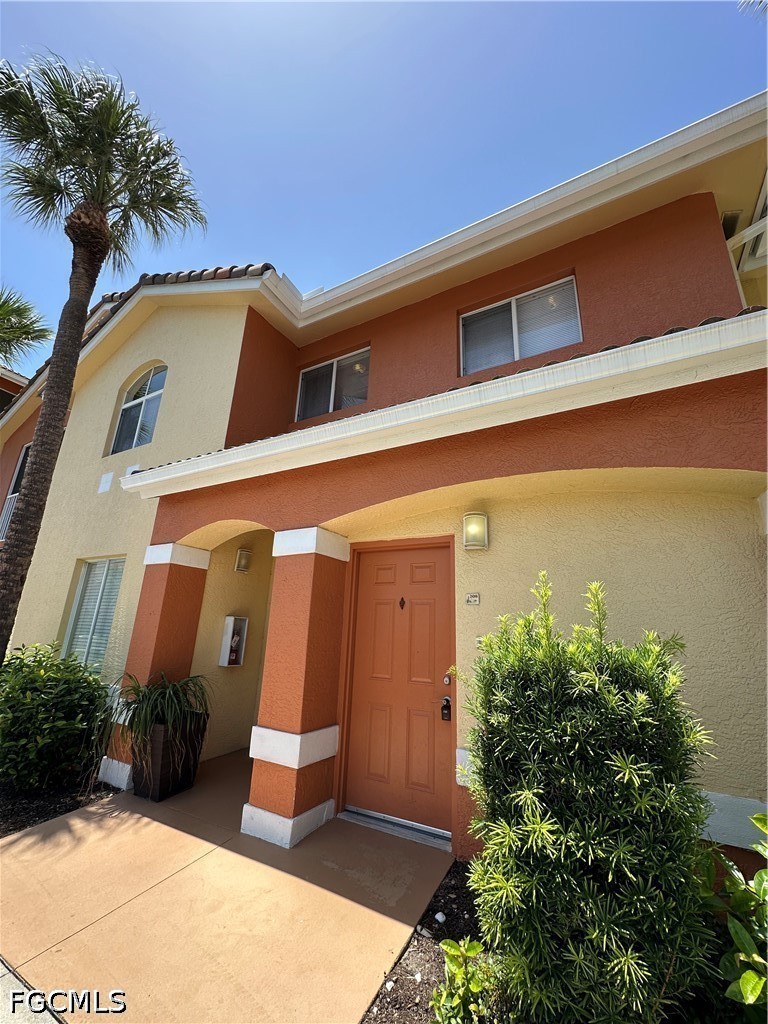 3 Bed Pool Home for Sale in Tuscany Gardens, photo 2