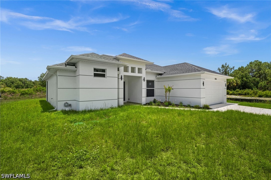 3 Bed SingleFamilyResidence for Sale in Lehigh Acres, photo 2