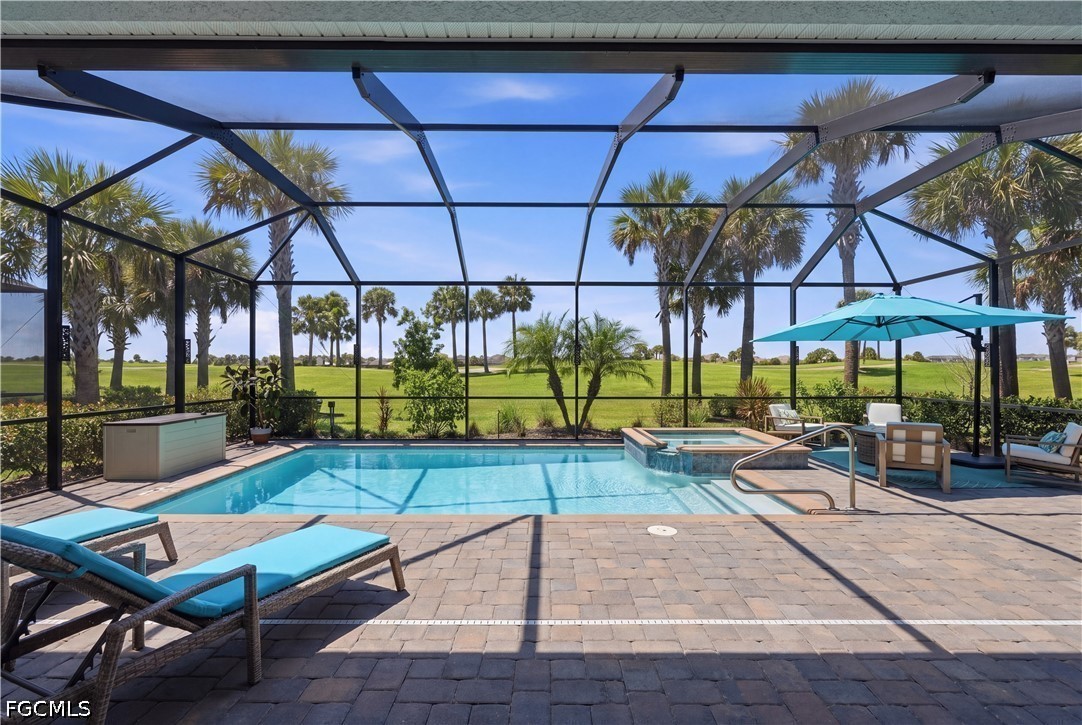 3 Bed Pool Home for Sale in Punta Gorda, photo 2