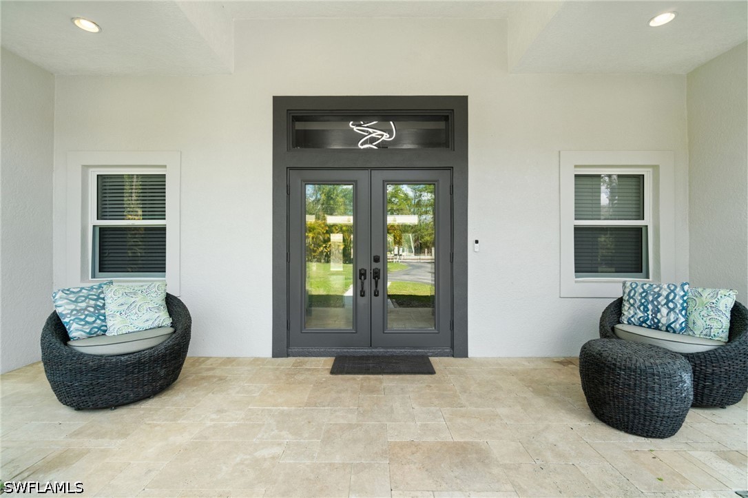 5 Bed Pool Home for Sale in Logan Woods, photo 2