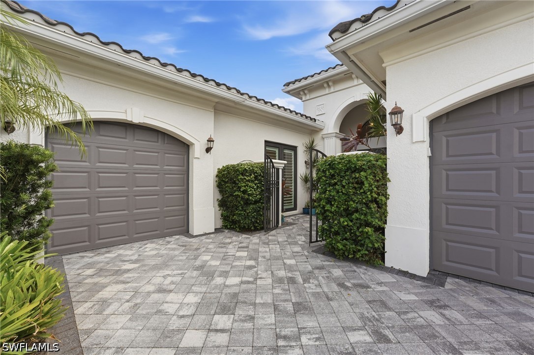 3 Bed Pool Home for Sale in Stonecreek, photo 2