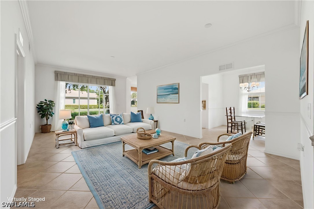 2 Bed Condominium for Sale in Naples, photo 2