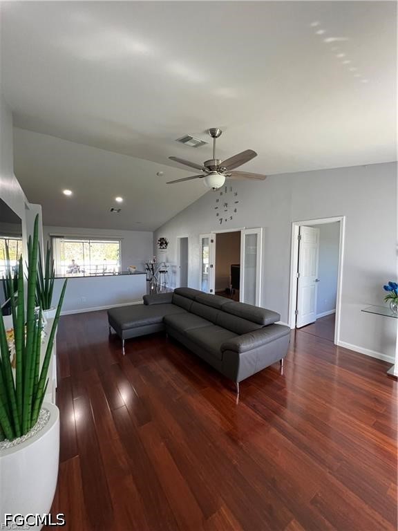 3 Bed SingleFamilyResidence for Sale in Lehigh Acres, photo 2