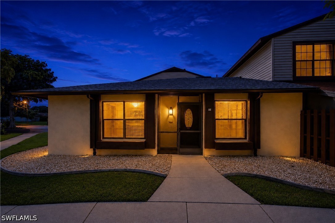 2 Bed Attached for Sale in Cape Coral, photo 2
