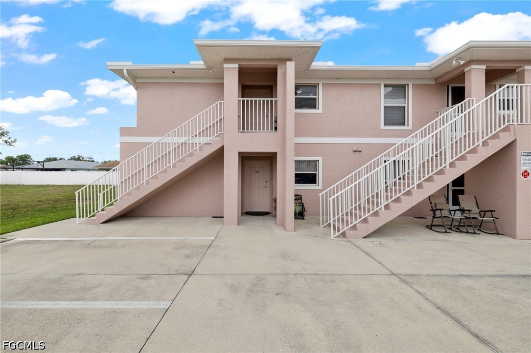 2 Bed Condominium for Sale in Cape Coral, photo 2