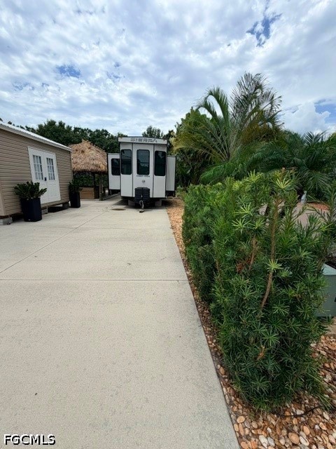 Residential for Sale in Fort Myers, photo 2