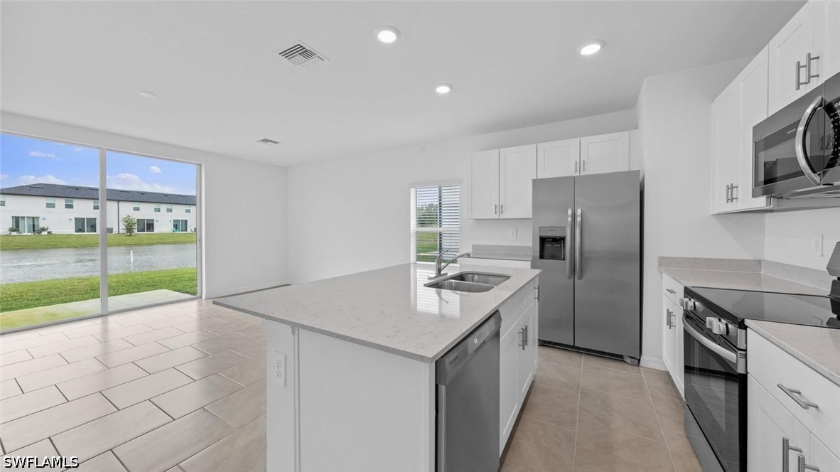 3 Bed Waterfront Home for Sale in Crane Landing, photo 2