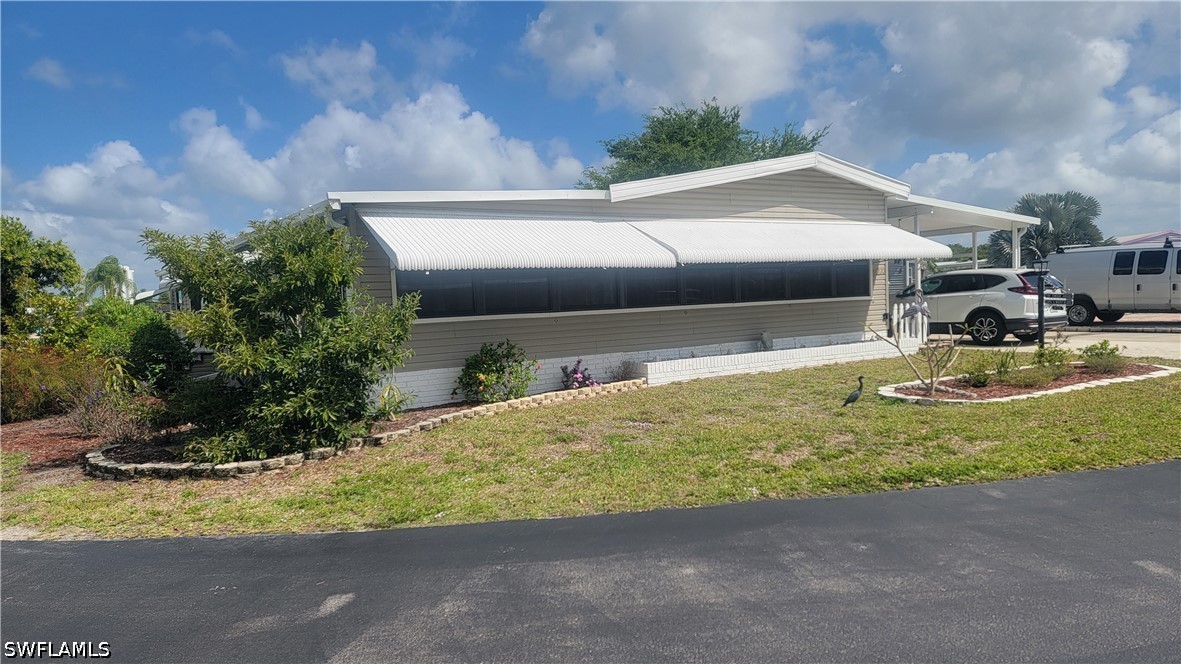 2 Bed ManufacturedHome for Sale in Spring Creek Village, photo 2