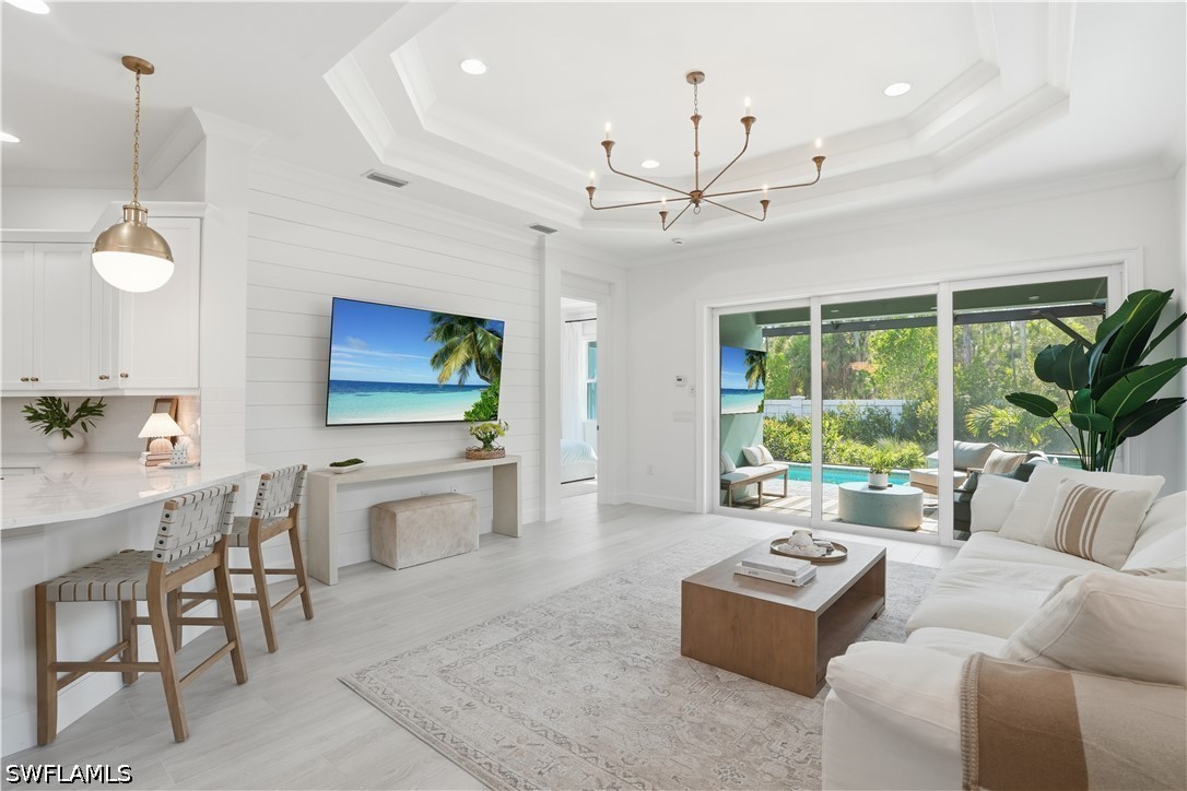 2 Bed Pool Home for Sale in Naples, photo 2