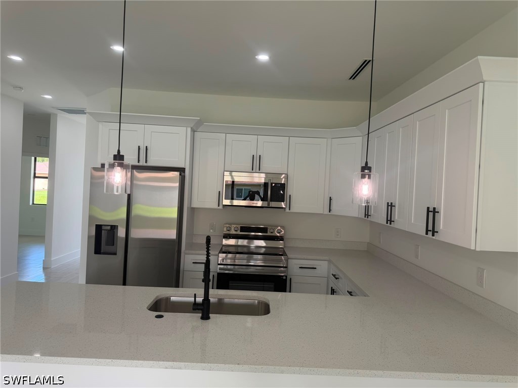 3 Bed Duplex for Sale in Lehigh Acres, photo 2