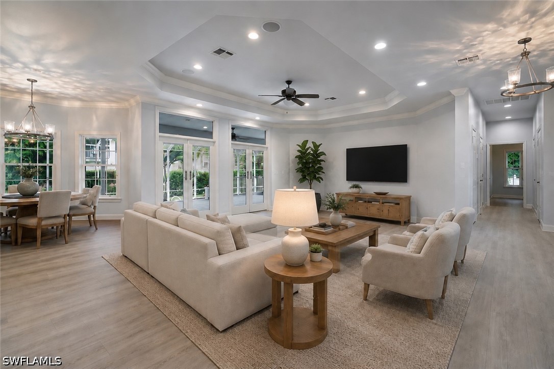 3 Bed Pool Home for Sale in Tidewater Island, photo 2