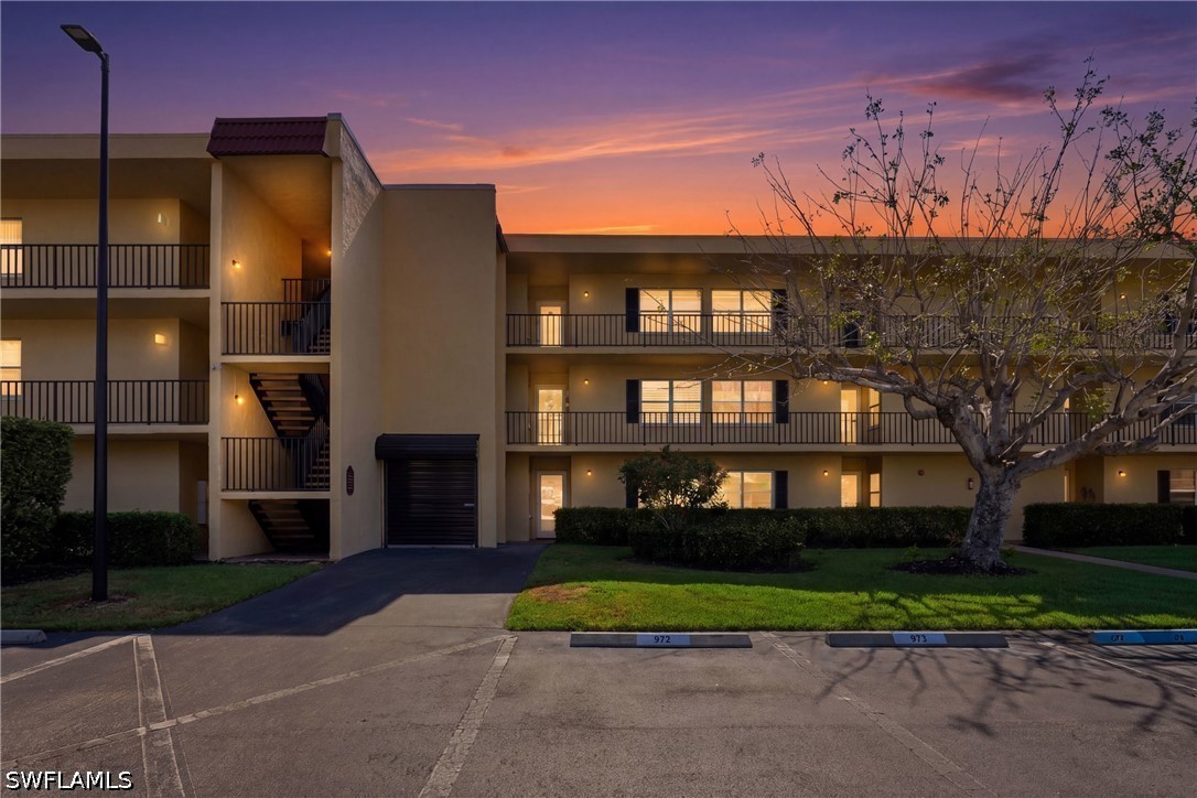 2 Bed Condominium for Sale in Forest Lakes, photo 2