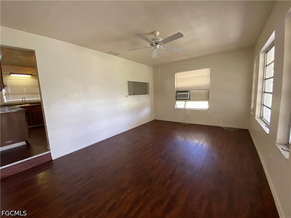 3 Bed Pool Home for Sale in North Fort Myers, photo 2