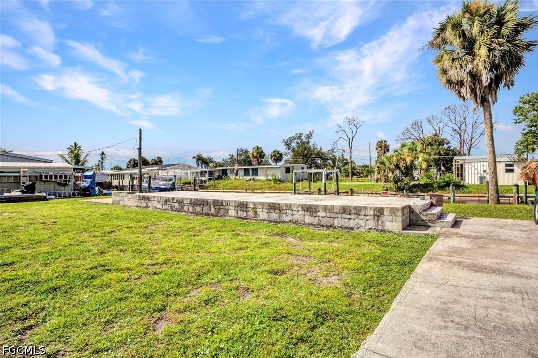 Waterfront Home for Sale in El Jobean, photo 2
