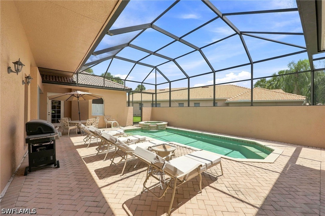 4 Bed Pool Home for Sale in Carlton Lakes, photo 2