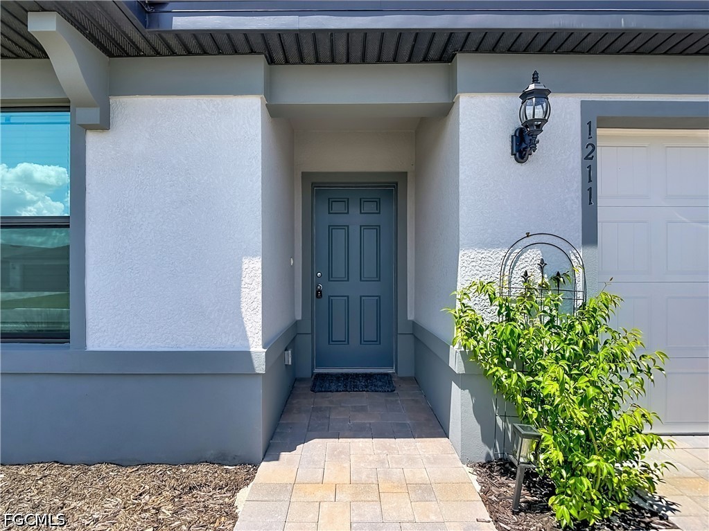 4 Bed SingleFamilyResidence for Sale in Caloosa Cove, photo 2