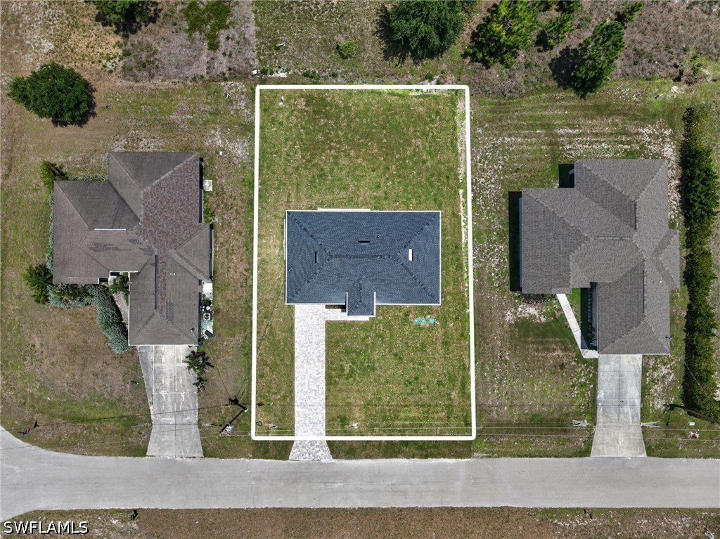 3 Bed SingleFamilyResidence for Sale in Lehigh Acres, photo 2