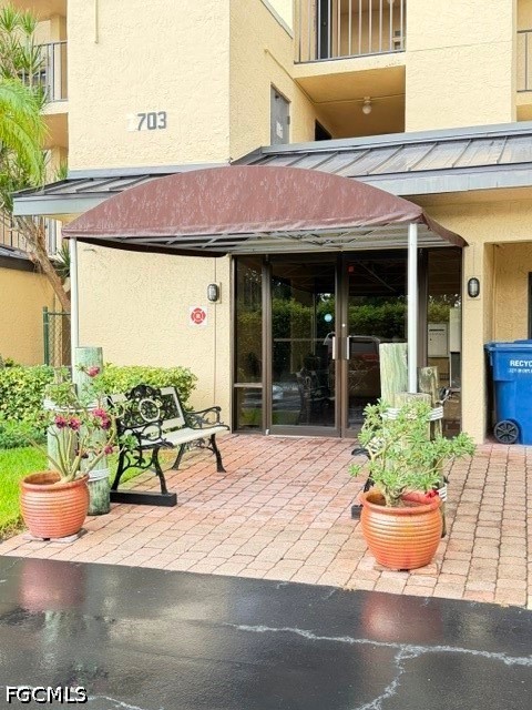 2 Bed Waterfront Home for Sale in Cape Coral, photo 2