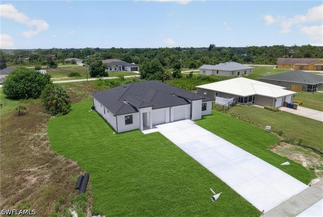 6 Bed Duplex for Sale in Lehigh Acres, photo 2