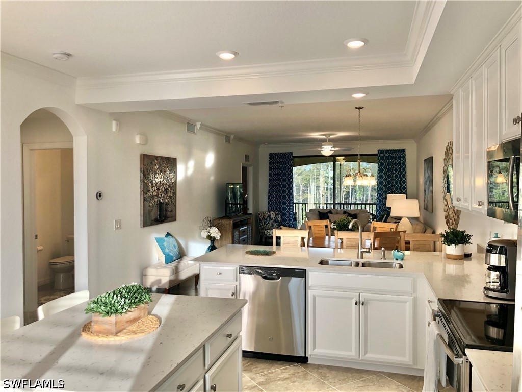 2 Bed Waterfront Home for Sale in Trevi, photo 2