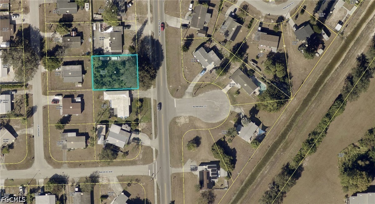 Residential for Sale in Lehigh Acres, photo 2