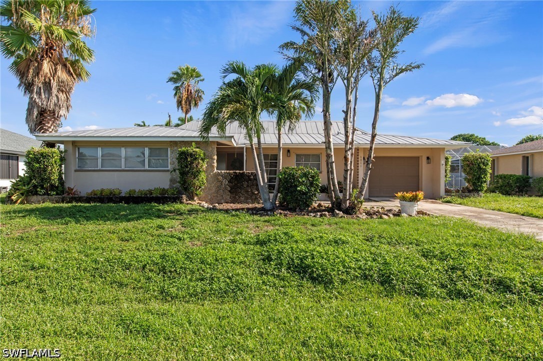 3 Bed SingleFamilyResidence for Sale in Cape Coral, photo 2