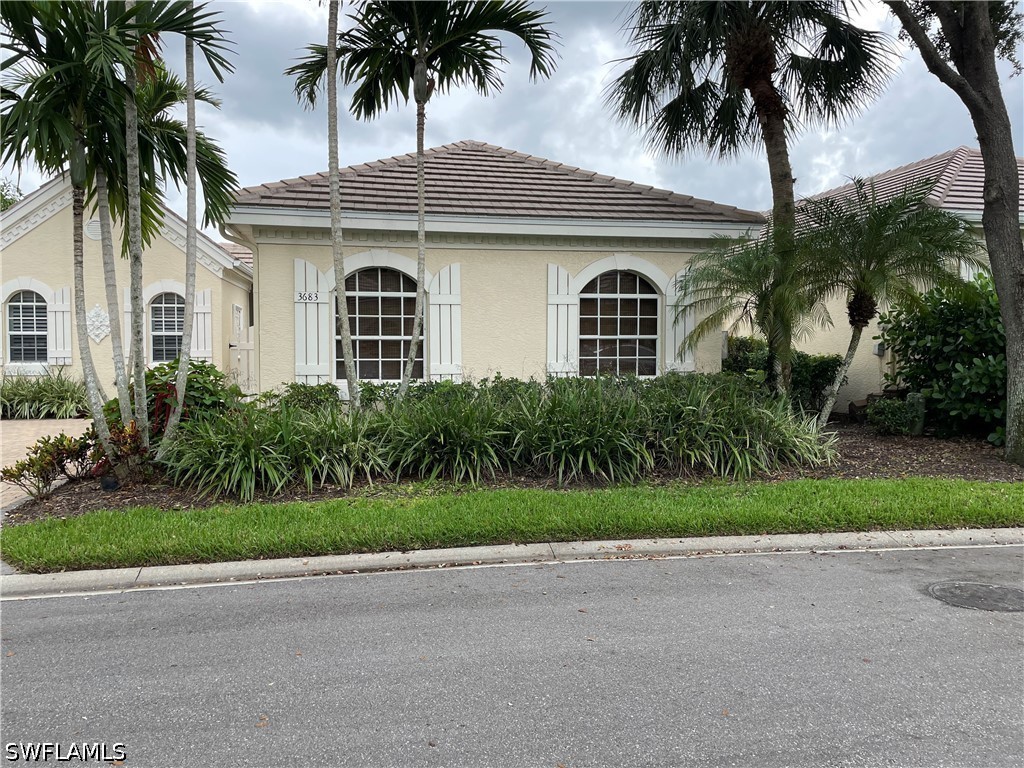 3 Bed Pool Home for Sale in Bonita Springs, photo 2