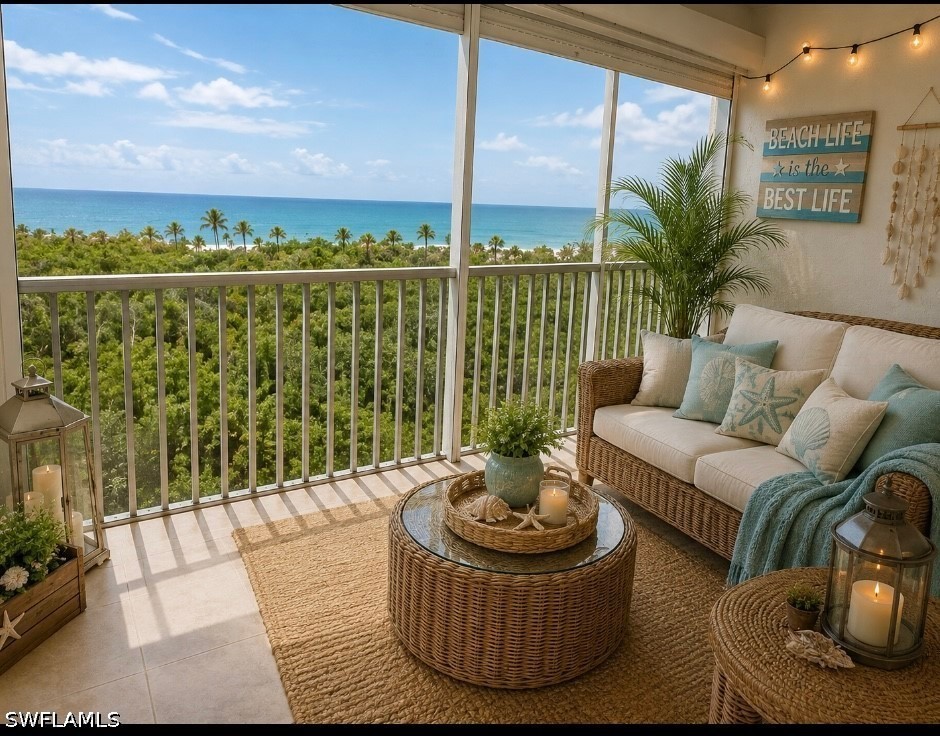 2 Bed Pool Home for Sale in Vanderbilt Towers, photo 2
