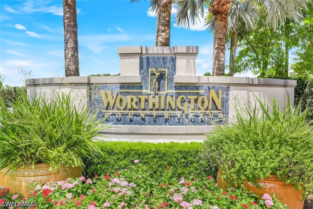 2 Bed Condominium for Sale in Bonita Springs, photo 2