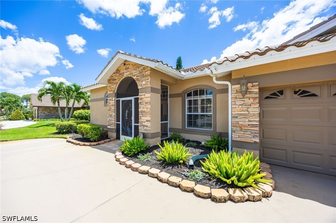 4 Bed Pool Home for Sale in Palmetto Dunes, photo 2