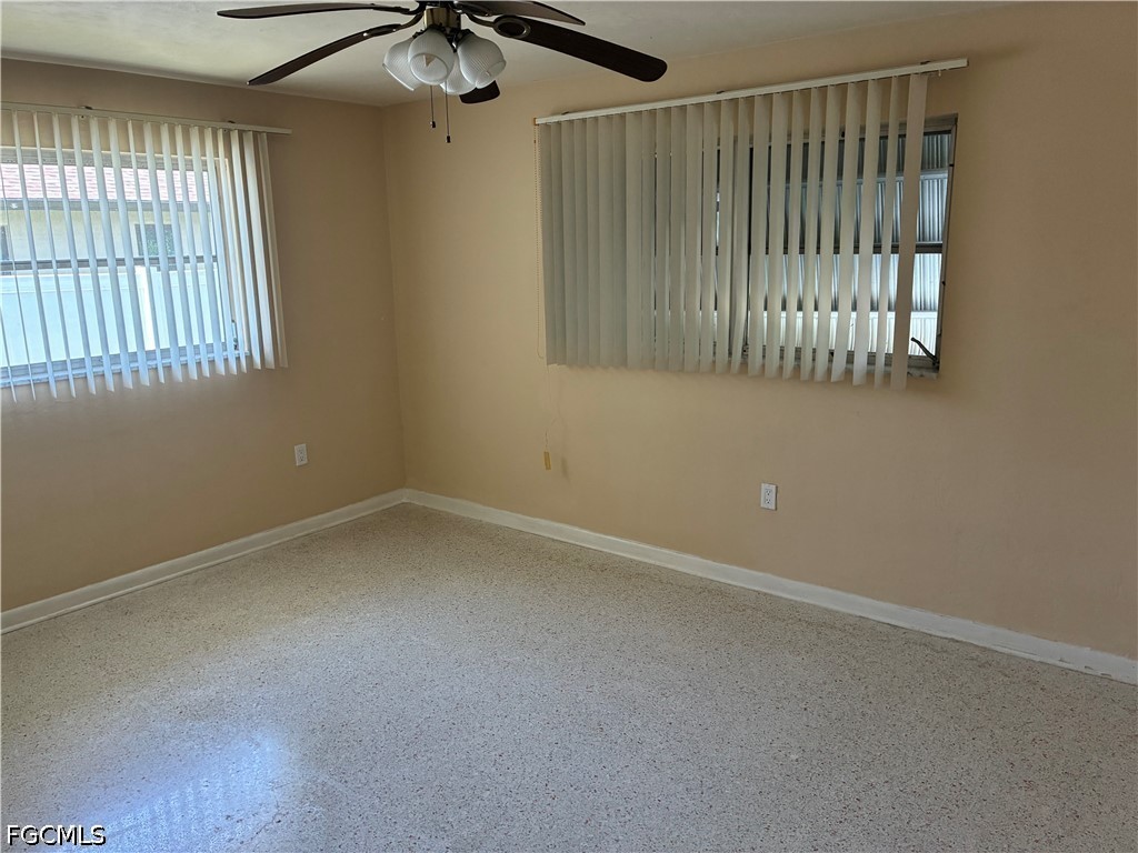 2 Bed Waterfront Home for Sale in Cape Coral, photo 2