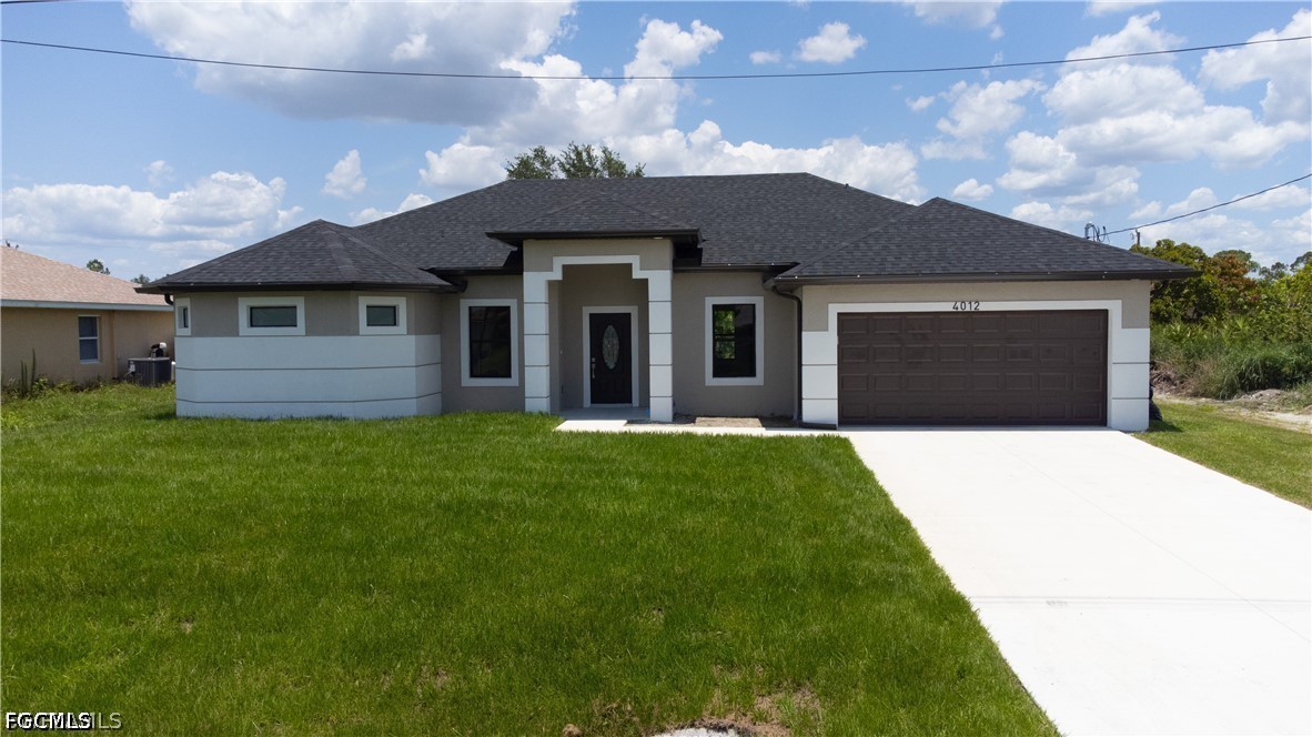 3 Bed SingleFamilyResidence for Sale in Lehigh Acres, photo 2