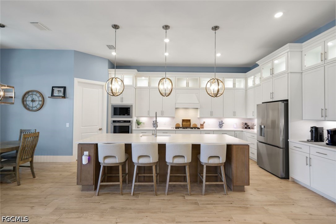 3 Bed Pool Home for Sale in Terrawalk, photo 2
