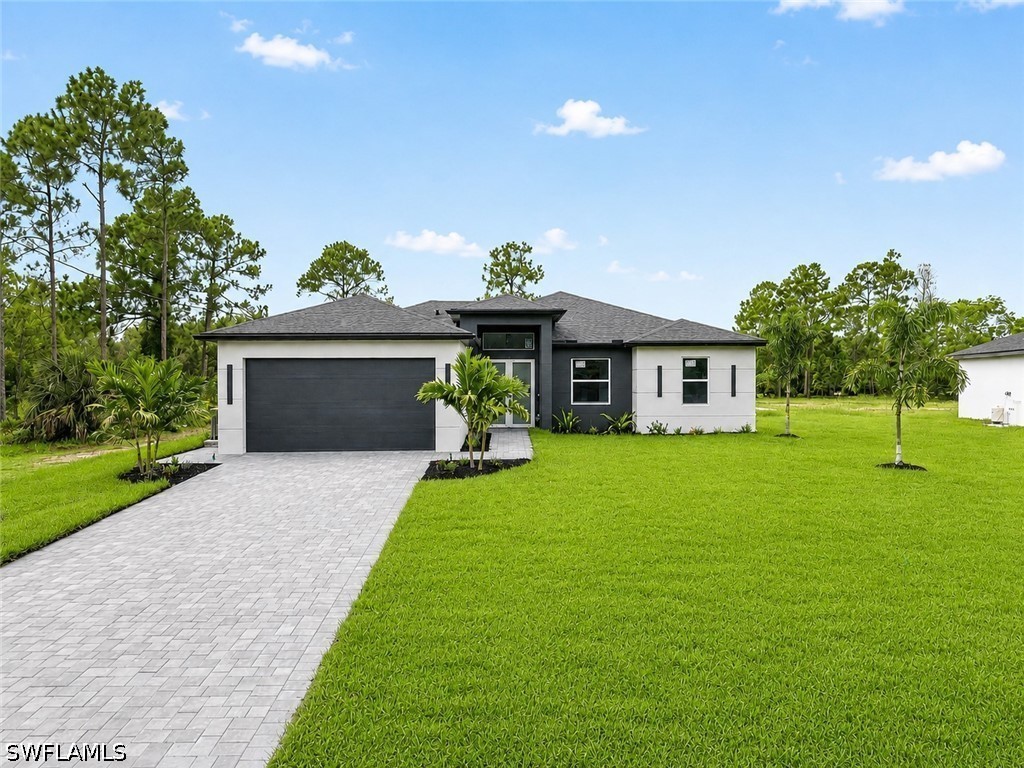 3 Bed Waterfront Home for Sale in Mirror Lakes, photo 2