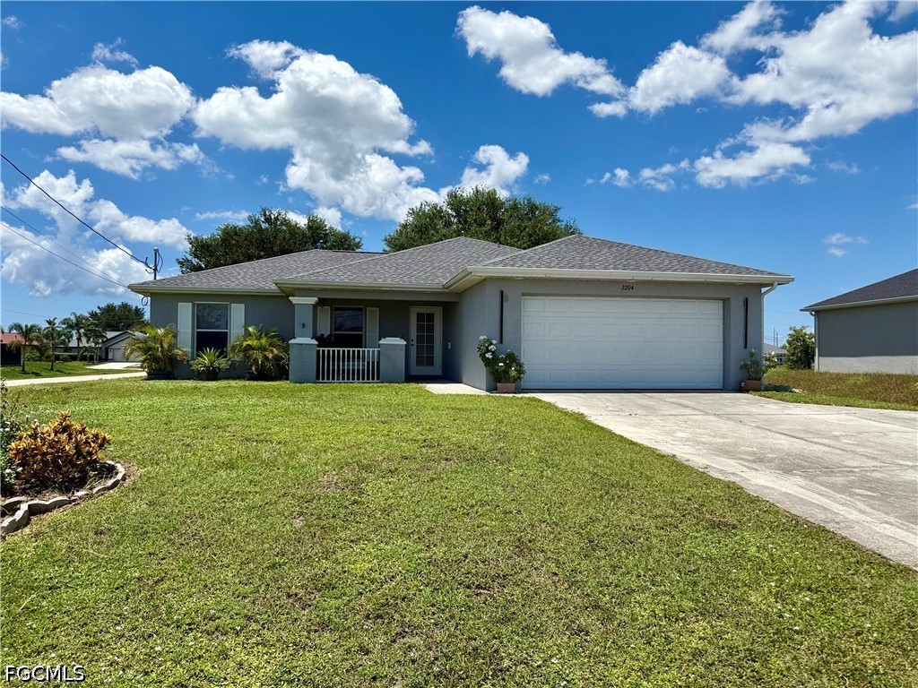 3 Bed SingleFamilyResidence for Sale in Cape Coral, photo 2