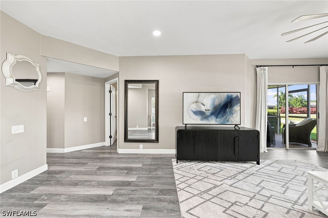3 Bed Condominium for Sale in Bonita Springs, photo 2