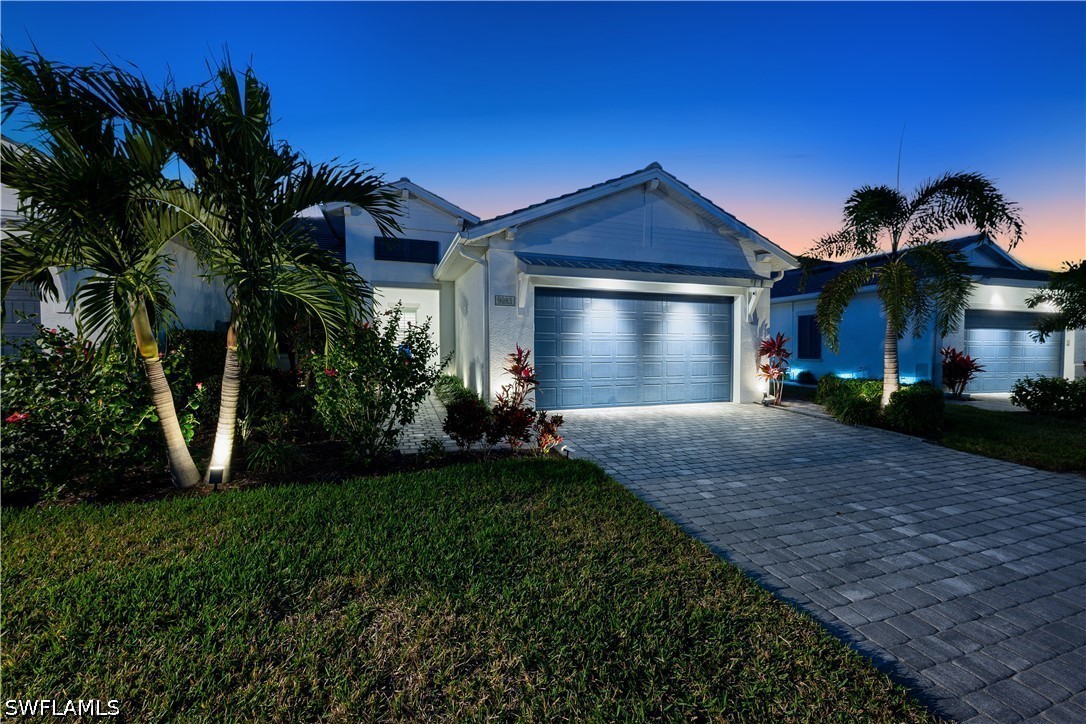 3 Bed Pool Home for Sale in Naples, photo 2